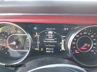 2022 Jeep Wrangler Unlimited Rubicon z VIN 1C4JJXFGXNW121489, wystawiony jako IAAI lot #41749550 z przebiegiem 56 601 mil mil oraz . Historia ofert i sprzedaży dostępna na DreamBid. Obrazek 7.