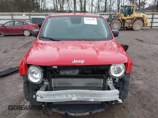 2020 Jeep Renegade Sport with VIN ZACNJAAB3LPL75076, listed as a IAAI auction lot 41213730 with 34,672 mi miles and . Bid and sale history available at carsss.com. Image 12.