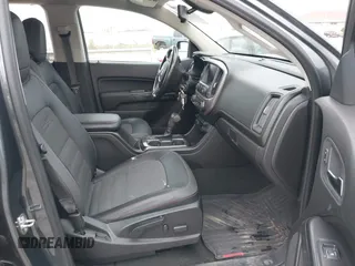2016 GMC Canyon 4WD SLE with VIN 1GTG6CE38G1165896, listed as a IAAI auction lot 40716621 with 116,684 mi miles. Bid and sale history available at carsss.com. Image 5.