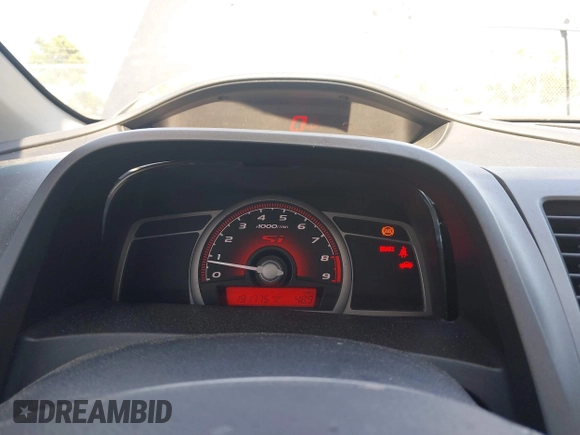 2006 Honda Civic Si z VIN 2HGFG21506H709397, wystawiony jako IAAI lot #42285849 z przebiegiem 191 775 mil mil oraz . Historia ofert i sprzedaży dostępna na DreamBid. Obrazek 7.