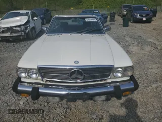 1984 Mercedes-Benz 380 with VIN WDBBA45A5EA013888, listed as a Copart auction lot 67638494 with 110,811 mi miles and Clean Title. Bid and sale history available at carsss.com. Image 5.