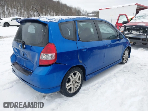 2007 Honda Fit Sport with VIN JHMGD37687S023604, listed as a IAAI auction lot 41310146 with 358,465 mi miles. Bid and sale history available at carsss.com. Image 4.