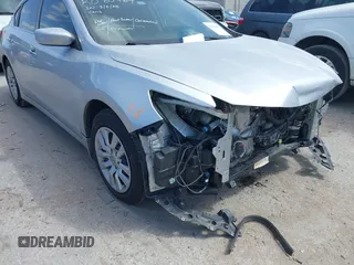 2018 Nissan Altima SV with VIN 1N4AL3AP1JC298556, listed as a IAAI auction lot 41809072 with 57,557 mi miles and . Bid and sale history available at DreamBid. Image 17.