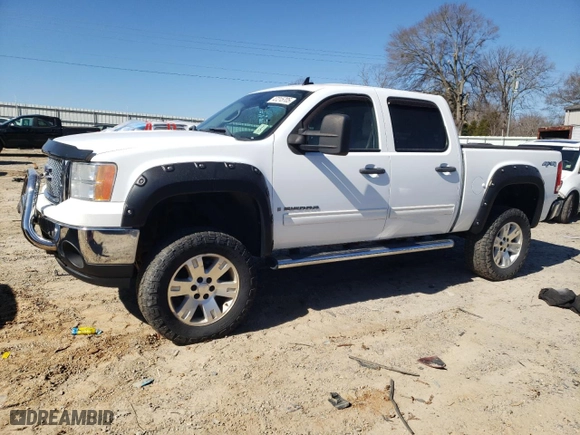2008 GMC Sierra 1500 Work Truck with VIN 2GTEK133681228628, listed as a Copart auction lot 47215705 with 72,615 mi miles and Salvage Title. Bid and sale history available at carsss.com. Image 1.