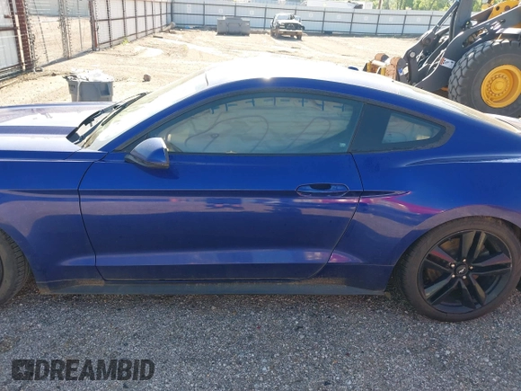 2015 Ford Mustang EcoBoost с VIN 1FA6P8TH8F5365663, выставлен на аукционе IAAI как лот 41987572 с пробегом 68 485 миль миль и . История ставок и продаж доступна на DreamBid. Изображение 13.