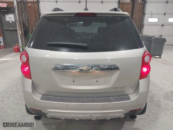 2015 Chevrolet Equinox LTZ with VIN 2GNFLDE3XF6361643, listed as a IAAI auction lot 41702248 with 104,740 mi miles. Bid and sale history available at carsss.com. Image 16.