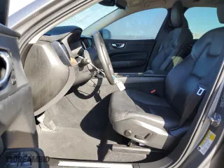 2021 Volvo XC60 Momentum with VIN YV4102DK1M1782821, listed as a Copart auction lot 80443304 with 67,125 mi miles and Non Repairable. Bid and sale history available at carsss.com. Image 7.