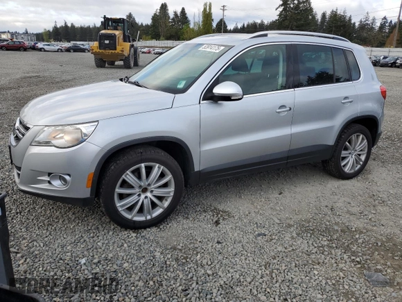 2011 Volkswagen Tiguan SE with VIN WVGBV7AX1BW559924, listed as a Copart auction lot 53914175 with 215,511 mi miles and Clean Title. Bid and sale history available at DreamBid. Image 1.