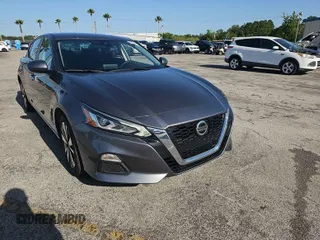2021 Nissan Altima SV z VIN 1N4BL4DV8MN412324, wystawiony jako IAAI lot #42355668 z przebiegiem 23 672 mil mil oraz . Historia ofert i sprzedaży dostępna na DreamBid. Obrazek 1.