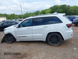 2019 Jeep Grand Cherokee Altitude z VIN 1C4RJEAG7KC533316, wystawiony jako IAAI lot #42471064 z przebiegiem 142 299 mil mil oraz . Historia ofert i sprzedaży dostępna na DreamBid. Obrazek 14.