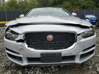 2018 Jaguar XE 20d Premium with VIN SAJAJ4FN6JCP18245, listed as a Copart auction lot 73033614 with 69,106 mi miles and Salvage Title. Bid and sale history available at carsss.com. Image 5.