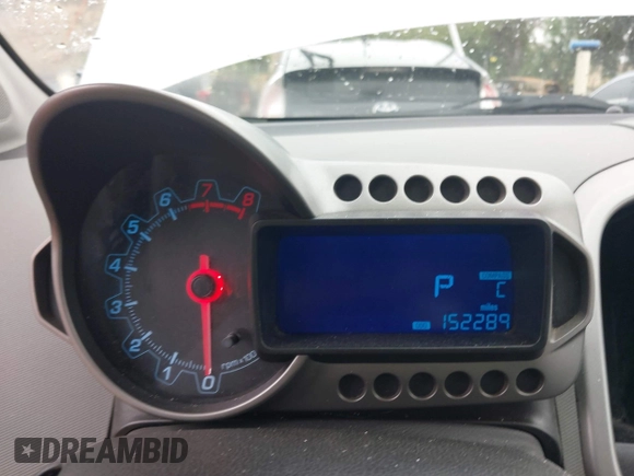 2014 Chevrolet Sonic LT с VIN 1G1JC5SH5E4170875, выставлен на аукционе IAAI как лот 42367419 с пробегом 152 289 миль миль и . История ставок и продаж доступна на DreamBid. Изображение 7.