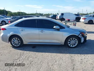 2022 Toyota Corolla LE with VIN JTDVPMAE7N3016592, listed as a IAAI auction lot 41856939 with 28,597 mi miles. Bid and sale history available at carsss.com. Image 14.