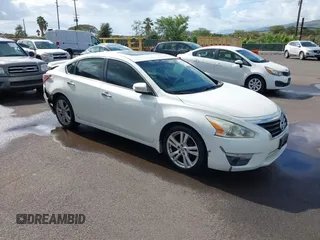 2013 Nissan Altima SL z VIN 1N4BL3AP6DC277579, wystawiony jako IAAI lot #42150029 z przebiegiem 257 273 mil mil oraz . Historia ofert i sprzedaży dostępna na DreamBid. Obrazek 1.
