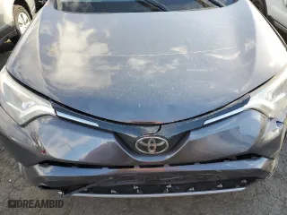 2017 Toyota RAV4 XLE with VIN JTMRFREV0HJ142787, listed as a Copart auction lot 73715624 with 0 mi miles and Salvage Title. Bid and sale history available at carsss.com. Image 11.