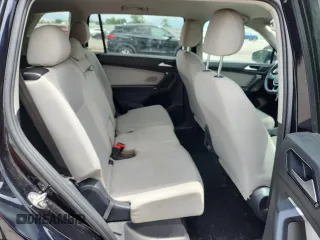 2018 Volkswagen Tiguan S с VIN 3VV1B7AX1JM087734, выставлен на аукционе Copart как лот 60317815 с пробегом 98 822 миль миль и Списание • Salvage title. История ставок и продаж доступна на DreamBid. Изображение 10.