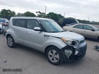 2015 Kia Soul with VIN KNDJN2A20F7797173, listed as a IAAI auction lot 41815098 with 191,888 mi miles. Bid and sale history available at carsss.com. Image 1.