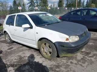 2000 Volkswagen Golf с VIN WVWBC21J6YW629905, выставлен на аукционе IAAI как лот 41966411 с пробегом 182 703 миль миль и . История ставок и продаж доступна на DreamBid. Изображение 1.