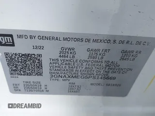2023 Chevrolet Equinox RS z VIN 3GNAXMEG5PS145669, wystawiony jako IAAI lot #40357919 z przebiegiem 42 682 mil mil oraz . Historia ofert i sprzedaży dostępna na DreamBid. Obrazek 9.