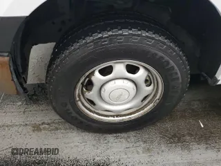 2017 Ford F-150 XL с VIN 1FTEX1EP8HKC88007, выставлен на аукционе IAAI как лот 42737723 с пробегом 114 417 миль миль и . История ставок и продаж доступна на DreamBid. Изображение 5.