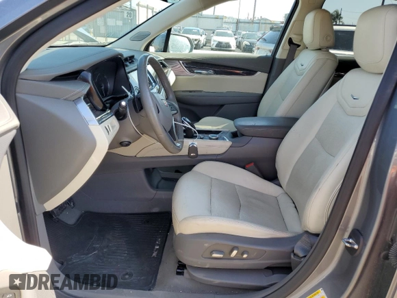 2020 Cadillac XT6 FWD Premium Luxury with VIN 1GYKPCRS5LZ201302, listed as a Copart auction lot 55103225 with 61,527 mi miles and Salvage Title. Bid and sale history available at carsss.com. Image 7.