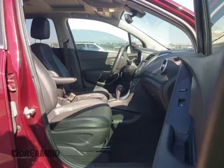 2016 Chevrolet Trax LT with VIN 3GNCJLSB6GL120853, listed as a IAAI auction lot 41973821 with 149,259 mi miles and . Bid and sale history available at DreamBid. Image 5.