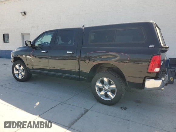 2015 Ram 1500 Big Horn z VIN 1C6RR7LT7FS528456, wystawiony jako Copart lot #61002655 z przebiegiem 111 419 mil mil oraz Szkoda całkowita • Salvage title. Historia ofert i sprzedaży dostępna na DreamBid. Obrazek 2.