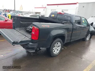 2017 Chevrolet Colorado 4WD LT with VIN 1GCGTCEN8H1233335, listed as a IAAI auction lot 41178687 with 94,346 mi miles. Bid and sale history available at carsss.com. Image 4.