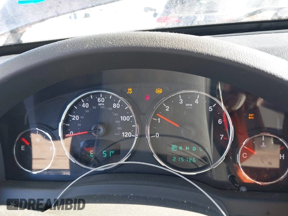 2008 Jeep Liberty Sport with VIN 1J8GP28K38W227910, listed as a IAAI auction lot 41244738 with 215,126 mi miles. Bid and sale history available at carsss.com. Image 7.