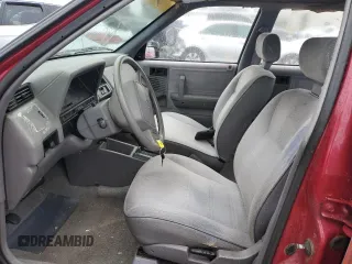 1992 Plymouth Sundance z VIN 1P3XP28D4NN165248, wystawiony jako Copart lot #44205855 z przebiegiem 70 897 mil mil oraz Tytuł czysty. Historia ofert i sprzedaży dostępna na DreamBid. Obrazek 8.