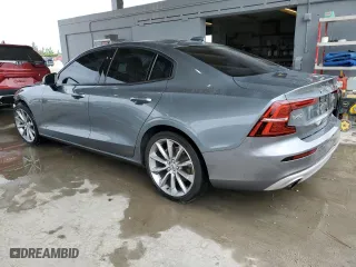 2019 Volvo S60 Momentum with VIN 7JR102FK3KG003852, listed as a Copart auction lot 88770525 with 89,455 mi miles and Non Repairable. Bid and sale history available at carsss.com. Image 2.