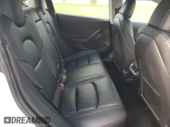 2023 Tesla Model 3 z VIN 5YJ3E1EA2PF439119, wystawiony jako Copart lot #60708065 z przebiegiem 48 717 mil mil oraz Nie do naprawy • Non repairable. Historia ofert i sprzedaży dostępna na DreamBid. Obrazek 10.