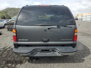 2002 Chevrolet Tahoe LS with VIN 1GNEC13T22R268336, listed as a Copart auction lot 50947675 with 238,425 mi miles and Salvage title. Bid and sale history available at DreamBid. Image 6.