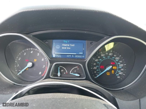 2012 Ford Focus SE with VIN 1FAHP3F21CL420948, listed as a IAAI auction lot 41271475 with 83,552 mi miles. Bid and sale history available at carsss.com. Image 7.