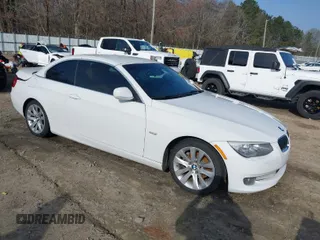 2011 BMW 3 Series 328i z VIN WBADW7C54BE545752, wystawiony jako IAAI lot #41798117 z przebiegiem 219 296 mil mil oraz . Historia ofert i sprzedaży dostępna na DreamBid. Obrazek 1.