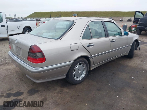 1998 Mercedes-Benz C 230/260/280/320 with VIN WDBHA23G5WA606125, listed as a IAAI auction lot 42064201 with 181,121 mi miles and . Bid and sale history available at carsss.com. Image 4.
