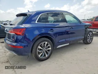 2021 Audi Q5 Premium with VIN WA1AAAFY0M2050924, listed as a Copart auction lot 61197765 with 29,723 mi miles and Salvage title. Bid and sale history available at DreamBid. Image 3.