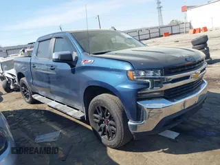 2021 Chevrolet Silverado 1500 LT with VIN 3GCUYDET7MG225635, listed as a IAAI auction lot 41907665 with 84,998 mi miles. Bid and sale history available at carsss.com. Image 1.