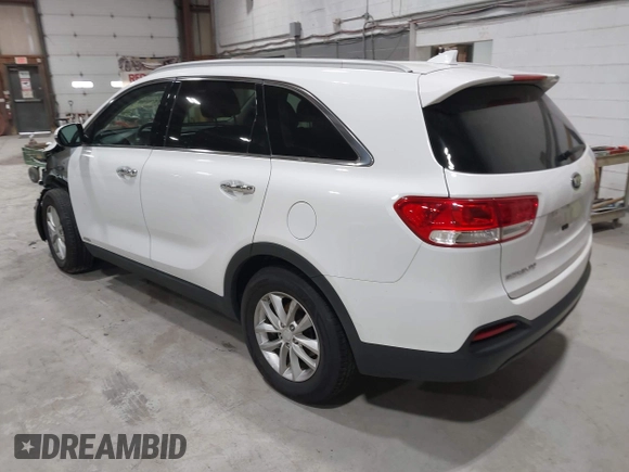 2018 Kia Sorento LX with VIN 5XYPGDA34JG360880, listed as a IAAI auction lot 41891431 with 90,996 mi miles. Bid and sale history available at carsss.com. Image 3.