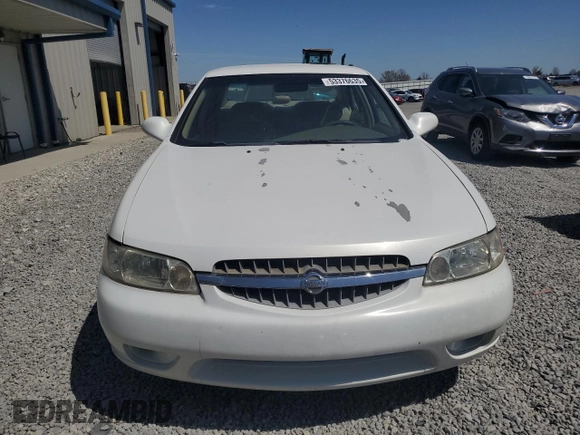 2000 Nissan Altima XE z VIN 1N4DL01D7YC190776, wystawiony jako Copart lot #53376635 z przebiegiem 211 582 mil mil oraz Szkoda całkowita • Salvage title. Historia ofert i sprzedaży dostępna na DreamBid. Obrazek 5.