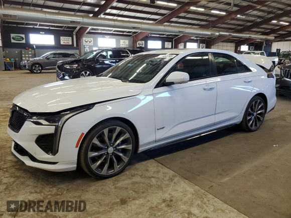 2022 Cadillac CT4-V z VIN 1G6DH5RL5N0115708, wystawiony jako Copart lot #47453785 z przebiegiem 47 152 mil mil oraz Tytuł czysty. Historia ofert i sprzedaży dostępna na DreamBid. Obrazek 1.