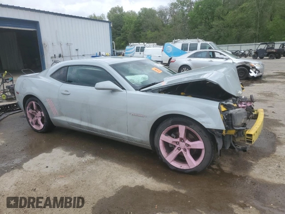 2012 Chevrolet Camaro 2LT z VIN 2G1FC1E39C9141498, wystawiony jako Copart lot #51538715 z przebiegiem 148 788 mil mil oraz Szkoda całkowita • Salvage title. Historia ofert i sprzedaży dostępna na DreamBid. Obrazek 4.