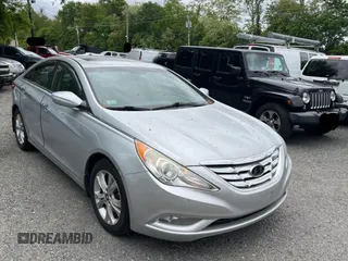 2013 Hyundai Sonata Limited z VIN 5NPEC4AC2DH603778, wystawiony jako Copart lot #57978705 z przebiegiem 127 124 mil mil oraz Czysty tytuł • Clean title. Historia ofert i sprzedaży dostępna na DreamBid. Obrazek 1.