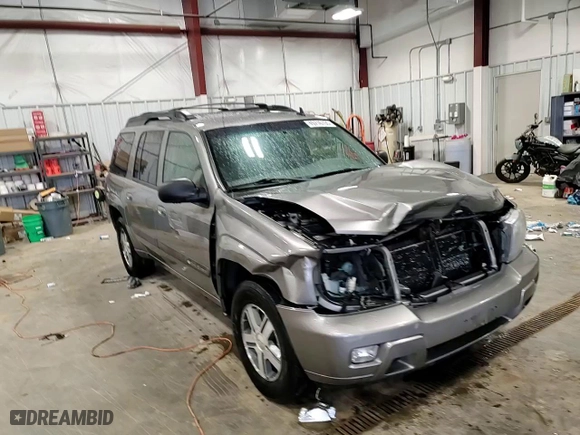 2006 Chevrolet TrailBlazer LT with VIN 1GNET16M866108568, listed as a Copart auction lot 49716135 with 221,319 mi miles and Non Repairable. Bid and sale history available at carsss.com. Image 10.