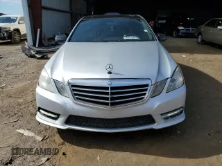 2012 Mercedes-Benz E-Class E 350 Luxury with VIN WDDHF5KB0CA565222, listed as a Copart auction lot 88910035 with 208,762 mi miles and Clean Title. Bid and sale history available at carsss.com. Image 5.