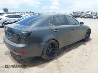 2007 Lexus IS with VIN JTHBK262575030811, listed as a IAAI auction lot 42134816 with 204,718 mi miles. Bid and sale history available at carsss.com. Image 4.