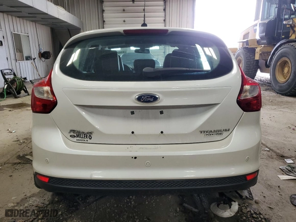 2012 Ford Focus Titanium with VIN 1FAHP3N28CL480226, listed as a Copart auction lot 51623995 with 152,820 mi miles and Non Repairable. Bid and sale history available at carsss.com. Image 6.