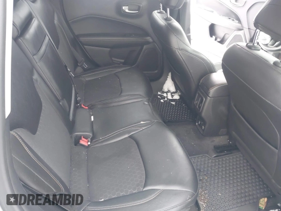 2018 Jeep Compass Altitude with VIN 3C4NJDBB7JT256164, listed as a IAAI auction lot 41551598 with 22,335 mi miles and . Bid and sale history available at carsss.com. Image 8.