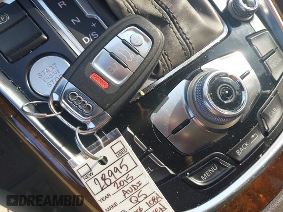 2015 Audi Q5 Prestige with VIN WA1VMAFP7FA101084, listed as a IAAI auction lot 42512810 with 140,000 mi miles and . Bid and sale history available at DreamBid. Image 11.