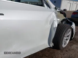 2023 Tesla Model Y Long Range z VIN 7SAYGDEE5PF765326, wystawiony jako IAAI lot #41757113 z przebiegiem 10 461 mil mil oraz . Historia ofert i sprzedaży dostępna na DreamBid. Obrazek 20.